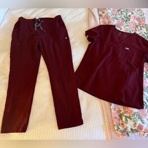 Figs Burgundy Scrub Set